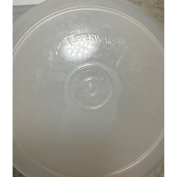 Vintage Tupperware #1575-6 Go Between 1.5 Quart Pitcher w/ Blue Push Button Lid - Picture 9 of 11